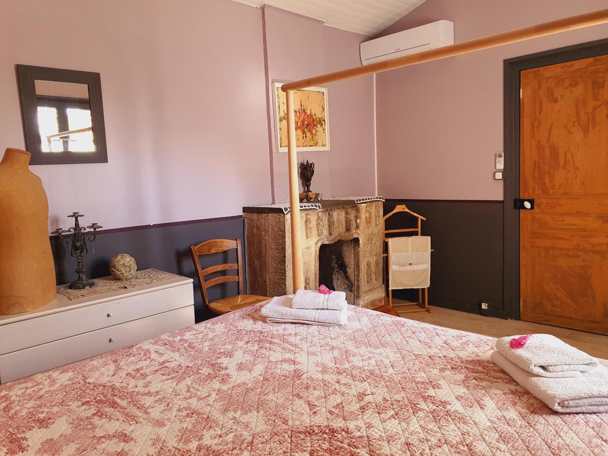 Le Clos des pins Claira Habitación foto