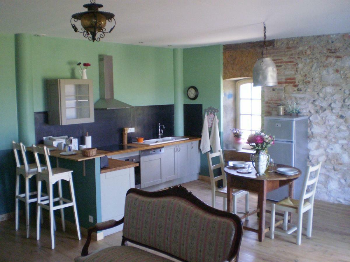 Le Clos des pins Claira Exterior foto
